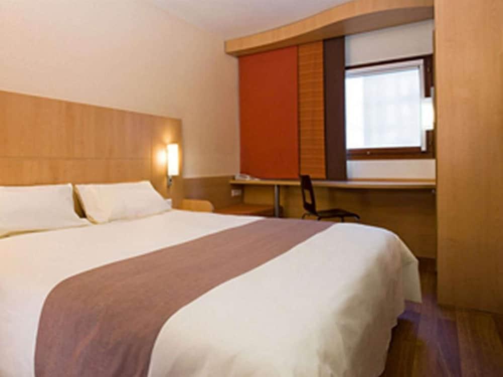 Ibis Gading Serpong Εξωτερικό φωτογραφία
