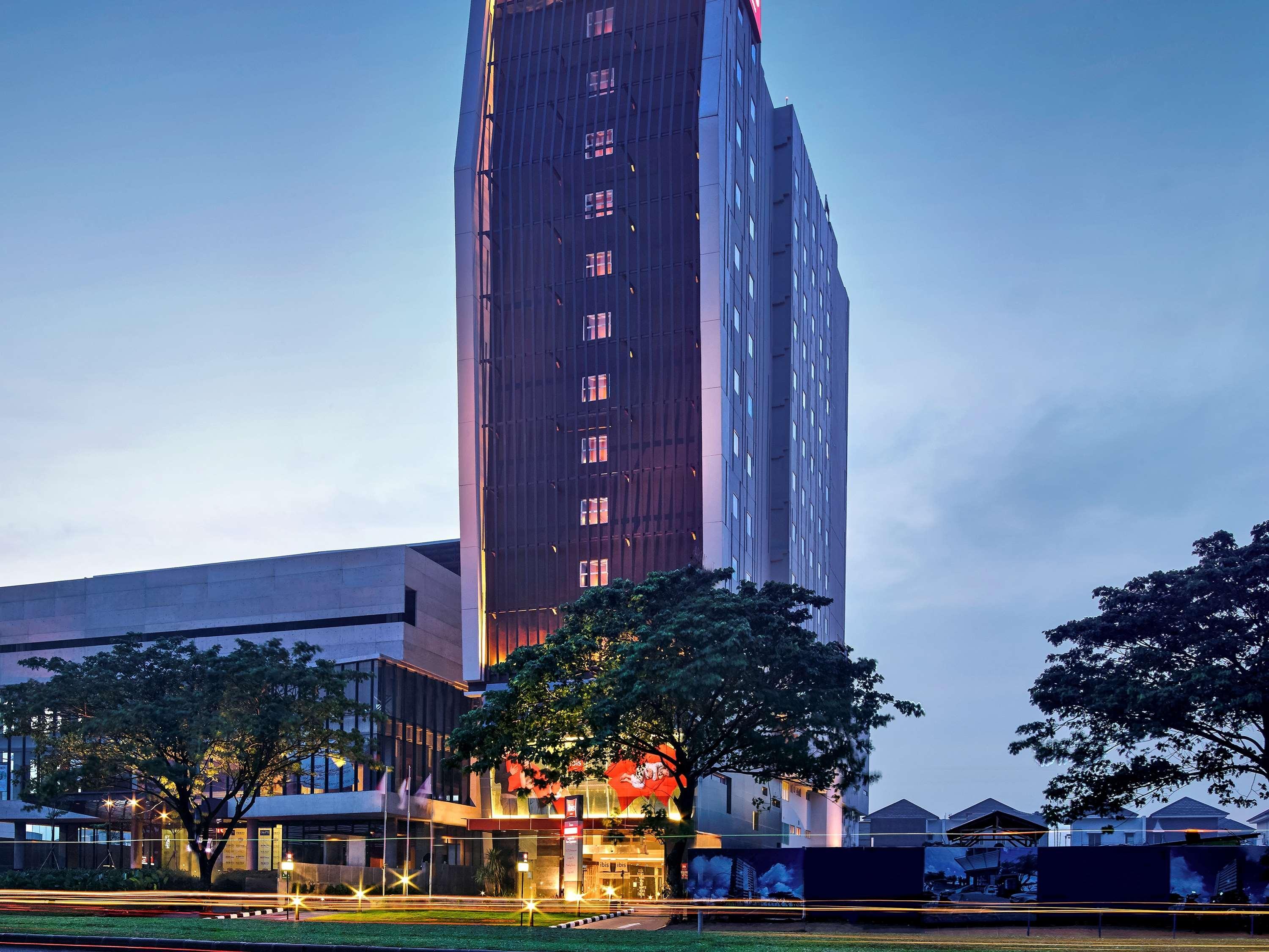 Ibis Gading Serpong Εξωτερικό φωτογραφία