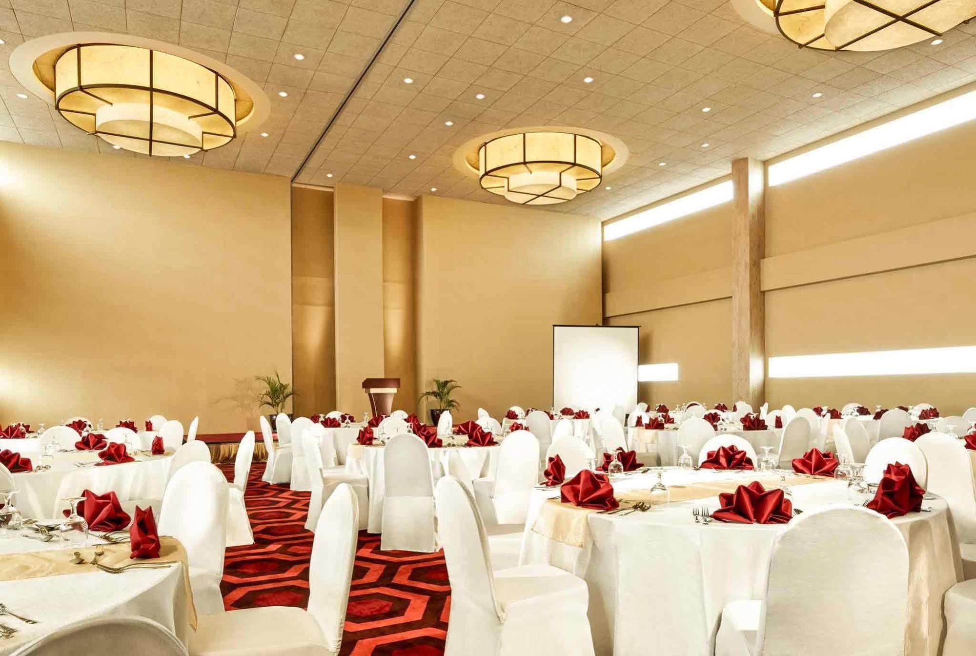 Ibis Gading Serpong Εξωτερικό φωτογραφία